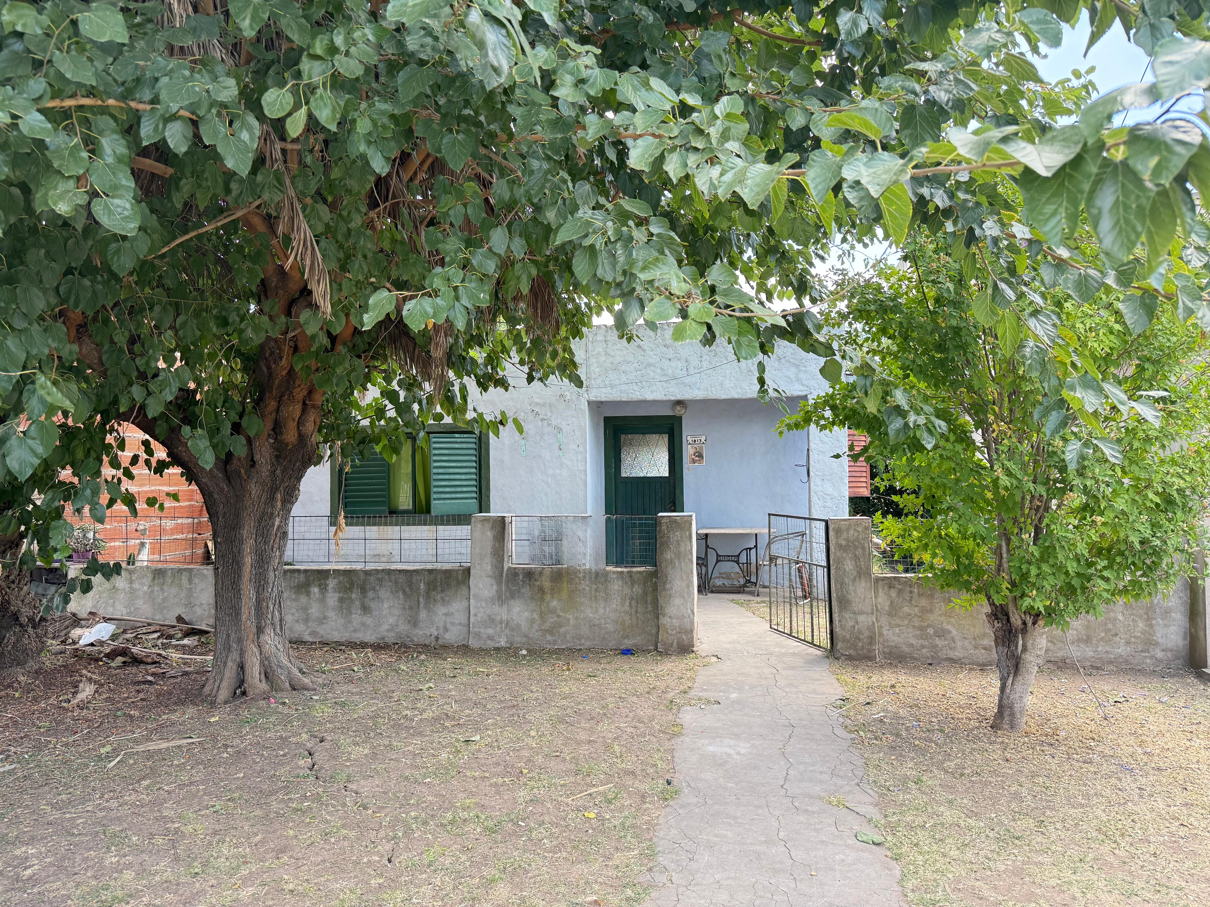 CASA EN VENTA BARRIO SARMIENTO