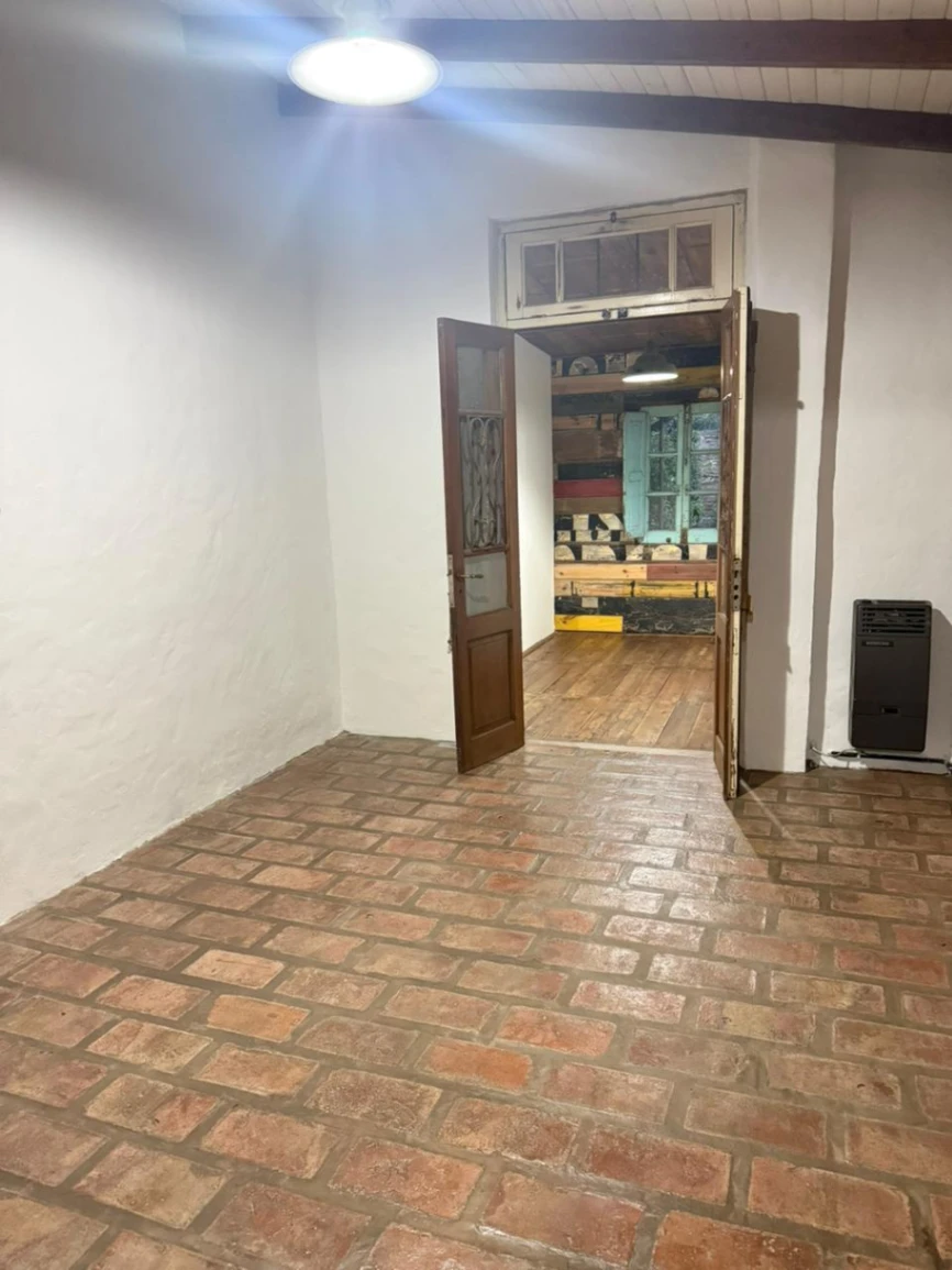 Se alquila casa en excelente ubicación en el barrio San Bernardo - Imagen 12