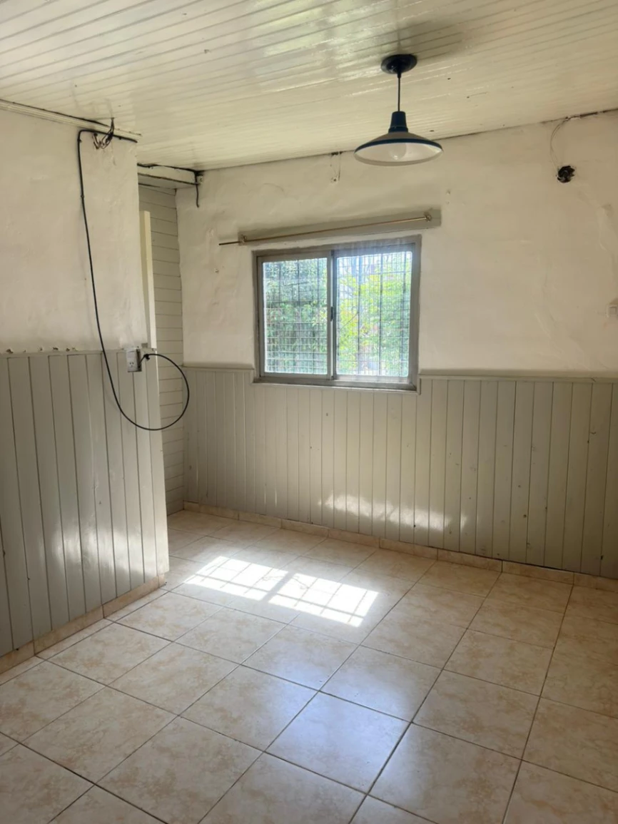 Se alquila casa con parque - Imagen 4