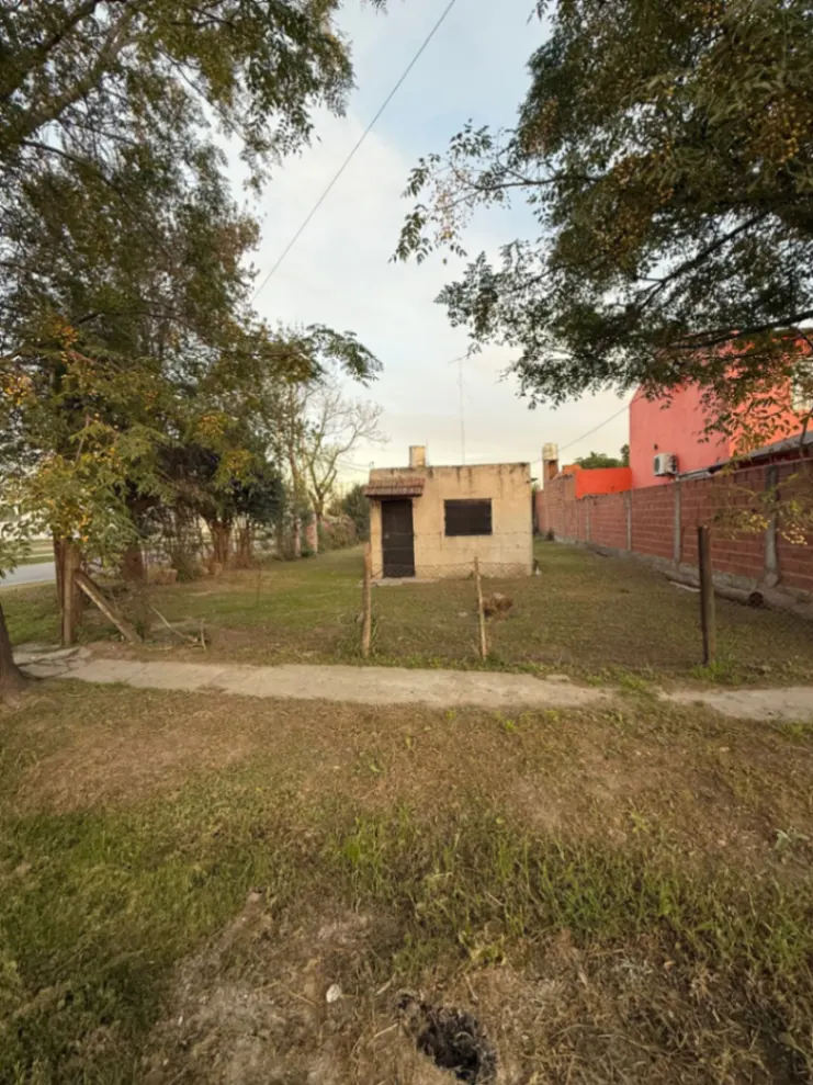 Se alquila casa con parque - Imagen 6