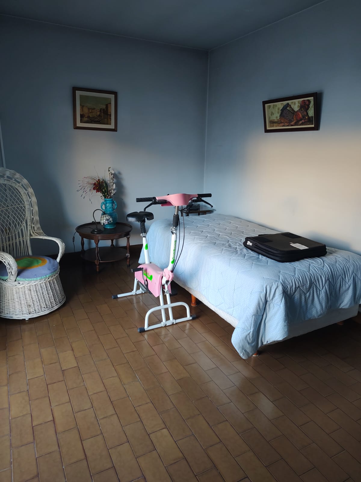 Hermosa propiedad en alquiler apta vivienda o consultorio - Imagen 5